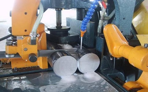 九真镇卧式带锯床的送料方式有哪几种？